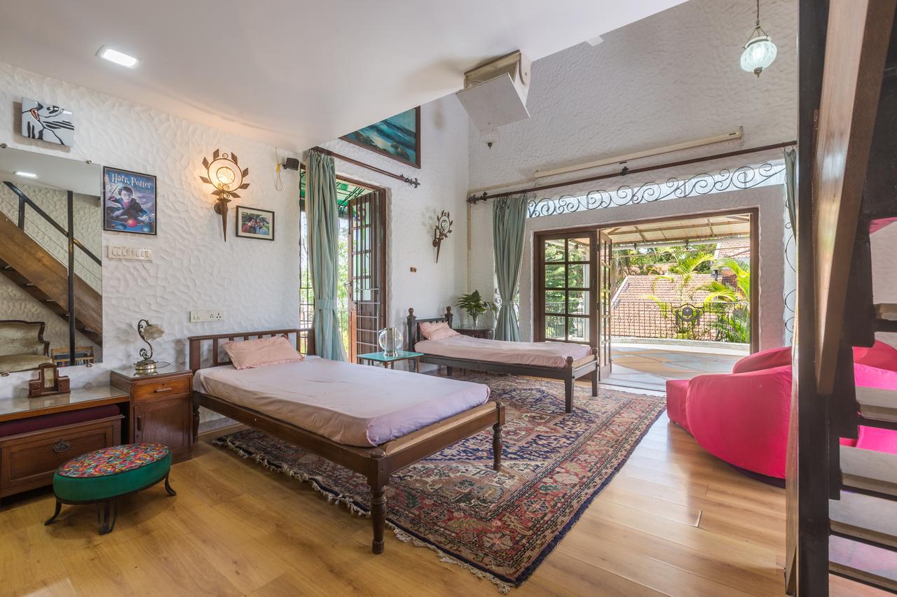 Bella Vista By Stayvista - A Haven With Lush Green Surroundings, Zen Garden, Quirky Decor & A Inviting Swimming Pool Lonavala Extérieur photo