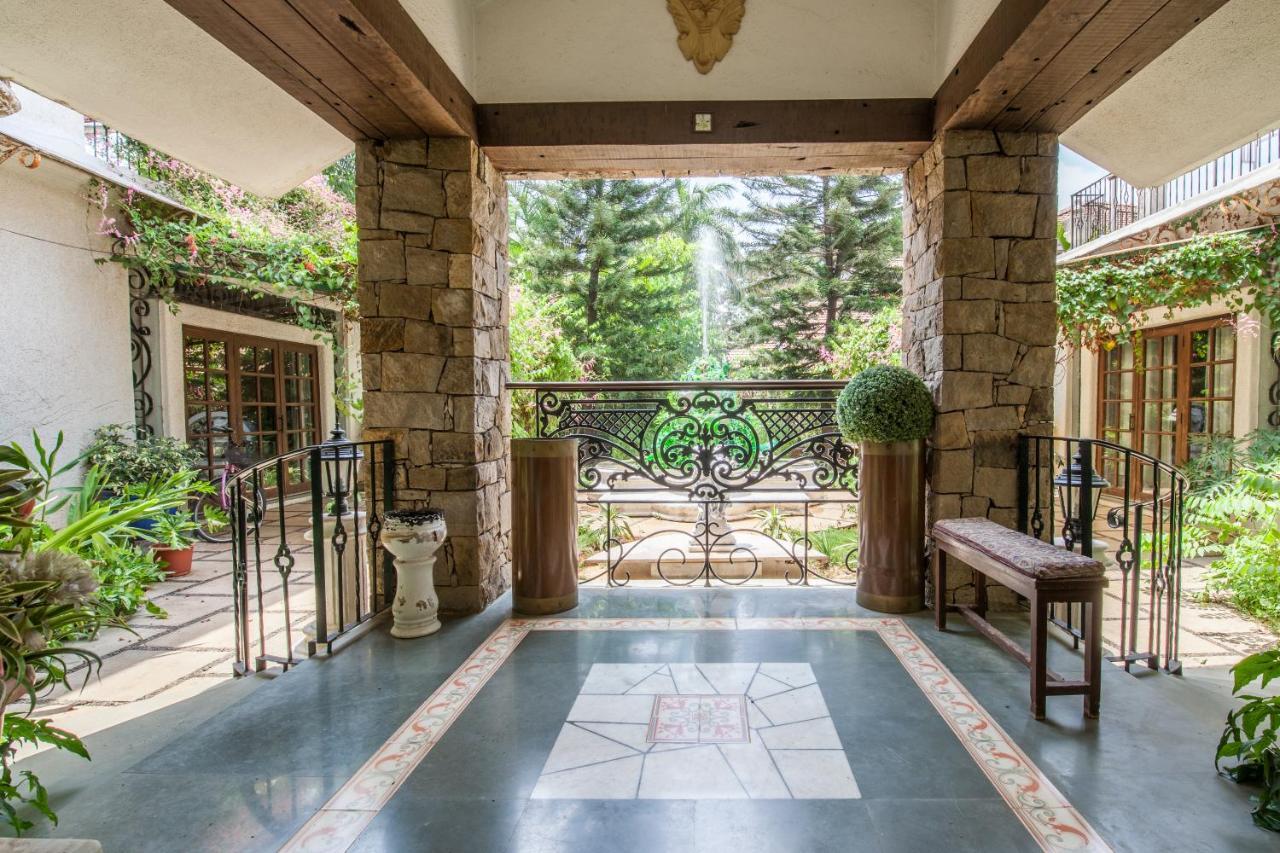 Bella Vista By Stayvista - A Haven With Lush Green Surroundings, Zen Garden, Quirky Decor & A Inviting Swimming Pool Lonavala Extérieur photo
